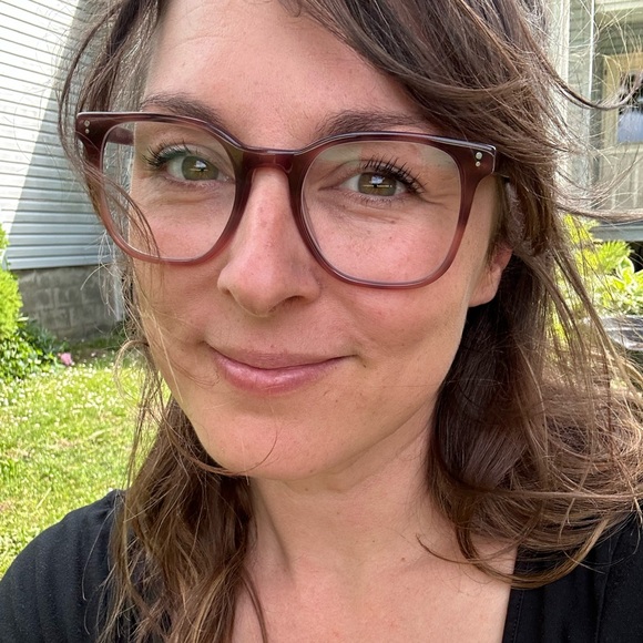 Meet your Posher, Aśia - Picture 1 of 1